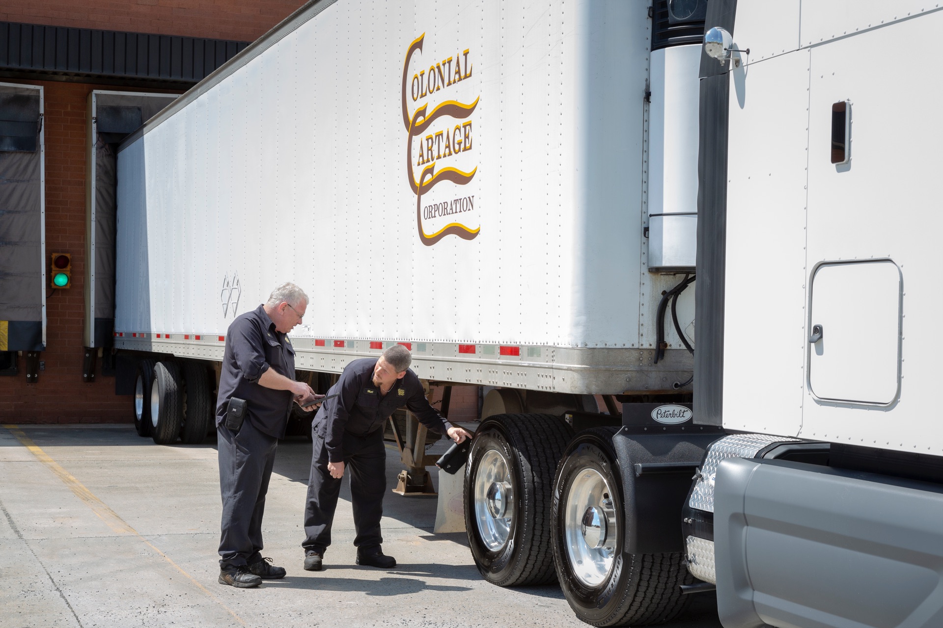 How Motor Carriers Can Improve Truck Driver Retention